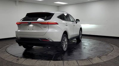 2023 Toyota Venza LE