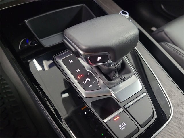 2024 Audi Q5 S line Premium