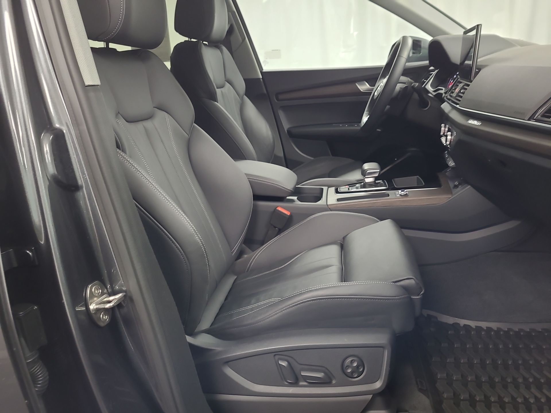 2024 Audi Q5 S line Premium