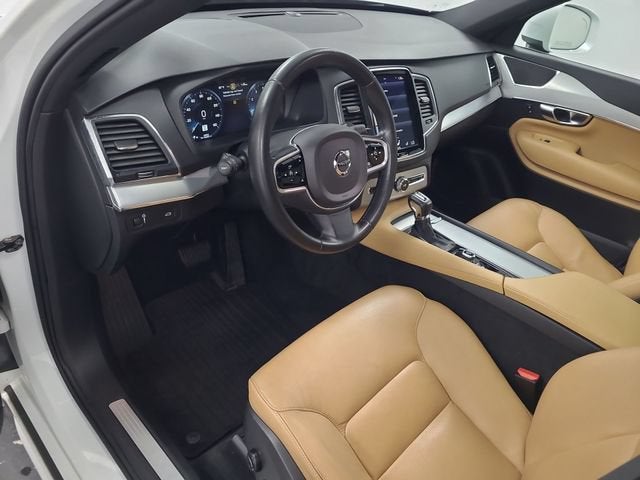 2018 Volvo XC90 Momentum