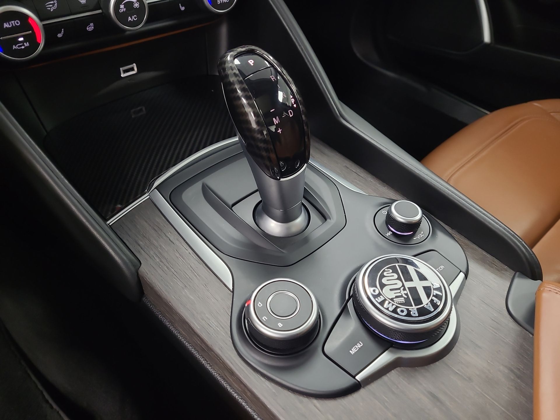 2019 Alfa Romeo Giulia Ti Lusso