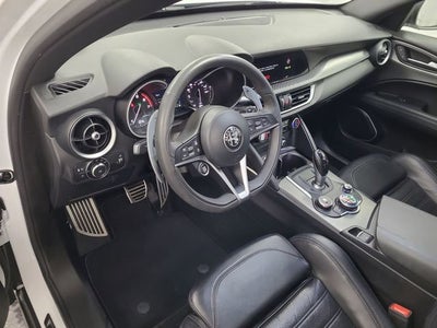 2019 Alfa Romeo Stelvio Ti Sport