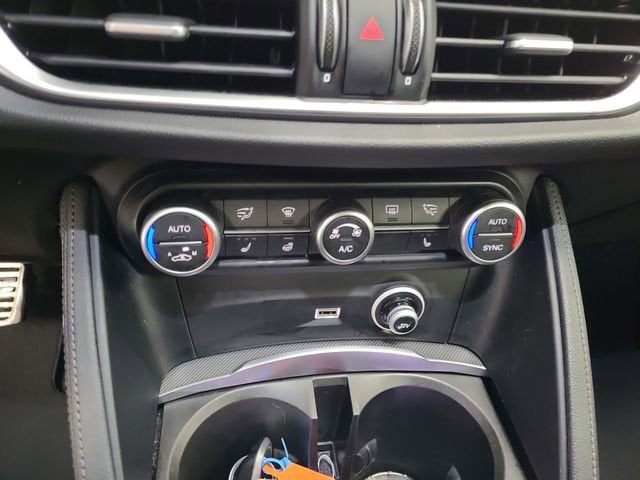 2019 Alfa Romeo Stelvio Ti Sport